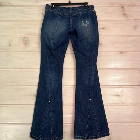 Vintage Rocawear Flare Bell
Bottom Stretch Blue Jeans
Womens Size 7 / 8 - Picture 13 of 13